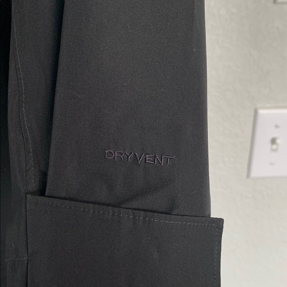 The North Face Black Ski & Snow Jacket - Picture 7 of 12